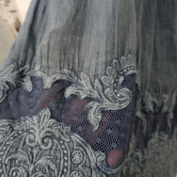 Romeo & Juliet Couture Denim Chambray Sleeveless Dress w Mesh Embroidered Bottom - Picture 11 of 15